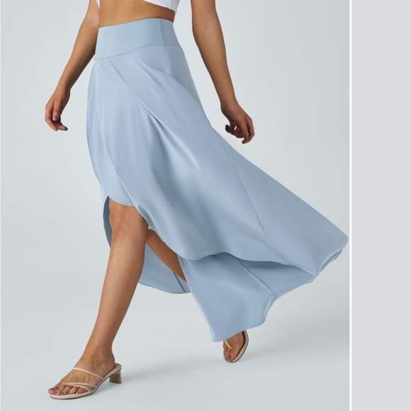 HALARA Asymmetrical Skirt with Shorts in Ballad Blue size M NWT - Picture 2 of 5